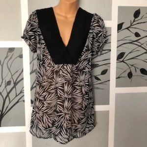 ESSENTIALS BY MILANO TOP